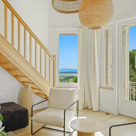 Sea View Duplex At Giens Peninsula Апартаменты