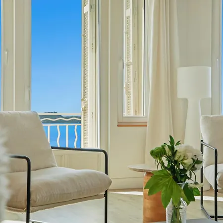 Апартаменты Sea View Duplex At Giens Peninsula Йер